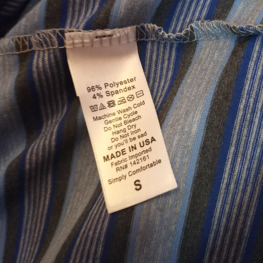 LULAROE Small Debbie Dress.  $#1713 - Picture 6 of 6